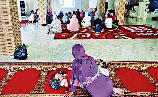 इंडोनेशिया : आतंकी महिलाओं की सोच में बदलाव की बड़ी पहल, आतंक के खिलाफ लड़ेंगी महिला उलेमाएं