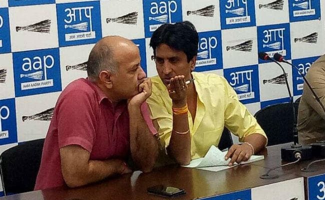 ''विश्‍वास'' पर ''वार'' !  ''भाजपा का यार है कवि नहीं गद्दार है.... ऐसे धोखेबाजों को बाहर करो..