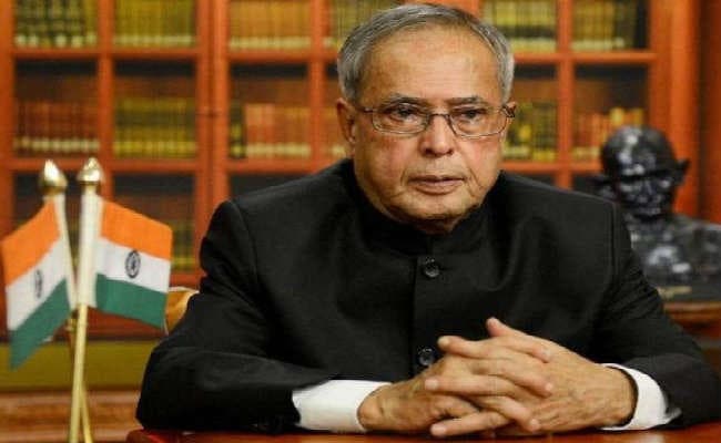 राष्ट्रपति प्रणब मुखर्जी ने जाते-जाते खारिज की दो क्षमा याचिका