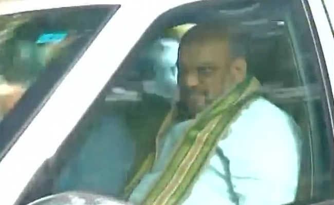 राष्ट्रपति चुनाव : उद्धव ठाकरे से मिले अमित शाह, बंद कमरे में हुई घंटो मंथन