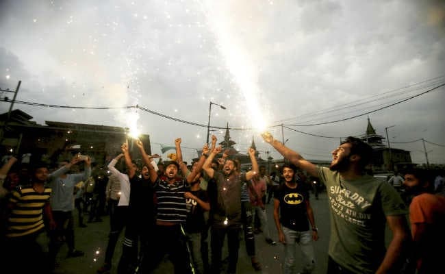 पाकिस्तान की जीत के बाद जम्मू-कश्मीर में मना जश्न