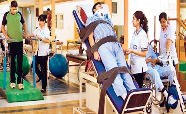 स्पाइनल इंज्यूरी के इलाज में बेस्ट है आइएसआइसी