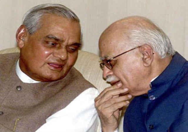 "आज बीजेपी कुछ भी है, वह सब आडवाणी और वाजपेयी की डाली बुनियाद से है"