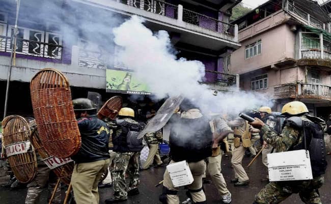 दार्जिलिंग : जीटीए खारिज, गोरखालैंड के लिए पहाड़ पर जारी रहेगा बेमियादी बंद