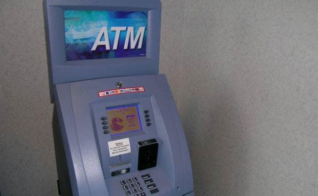 कमाल है! यह एटीएम खोल देगी आपका बैंक अकाउंट, चेक भी करेगी क्लियर