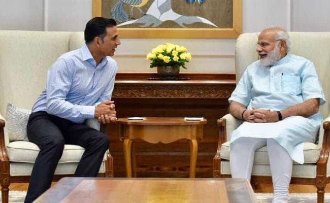 अब पर्दे पर पीएम नरेंद्र मोदी का किरदार निभा सकते हैं अक्षय कुमार!