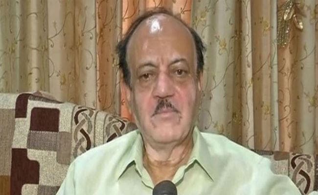 बीसीसीआइ ने माना, कोहली-कुंबले के बीच सुलह कराने में असफल रहा, श्रीलंका दौरे से पहले मिल जायेगा नया कोच