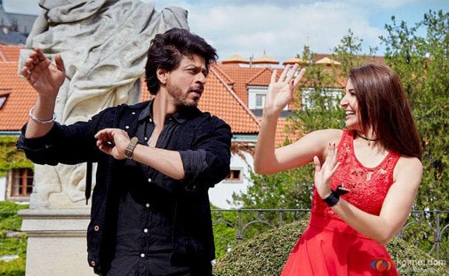 #JabHarryMetSejal का पहला गाना रिलीज : शाहरुख की #Radha बनीं अनुष्का, देखें VIDEO