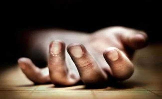 माता-पिता का साया उठने के बाद बच्ची ने की खुदकुशी