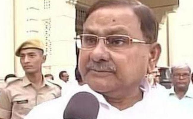 अलकतरा घोटाला : डेहरी के राजद विधायक व तत्कालीन पथ निर्माण मंत्री इलियास हुसैन बरी