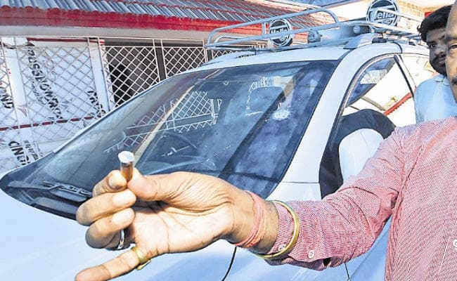 जानिए बिहार के क‍िस पूर्व मंत्री की गाड़ी पर हुई फायरिंग