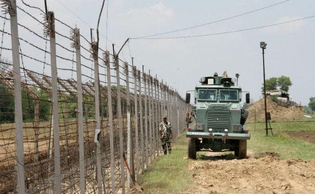 विशेष तरह का खंजर लेकर भारत में घुसा था पाकिस्तानी हमलावर ”बैट”, हेडबैंड में लगाया था कैमरा