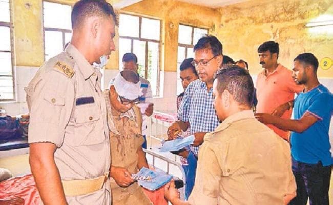 बिहार : मुख्यमंत्री के कारकेड में जाइलो ने मारी टक्कर, 6 जवान घायल