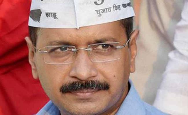 अरविंद केजरीवाल को किसने कहा डाकू खड़ग सिंह, लालू से भी ज्यादा भ्रष्ट, जानने के लिए पढ़िये