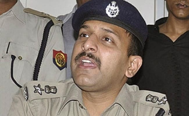 VIDEO में देखें, यूपी के IPS नितिन तिवारी का ये अलग अंदाज