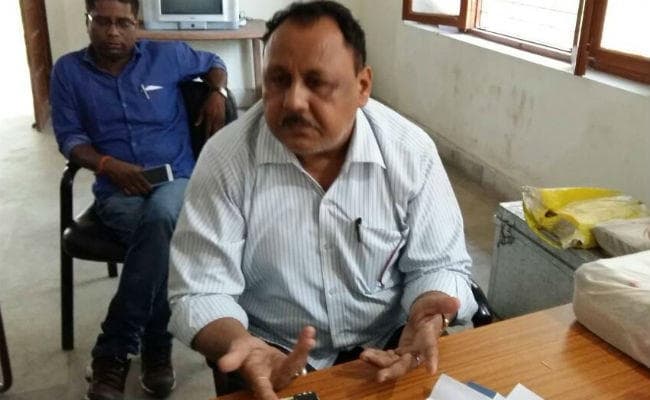 हजारीबाग : 50 हजार रुपये घूस लेते हजारीबाग के एसीएफ गिरफ्तार