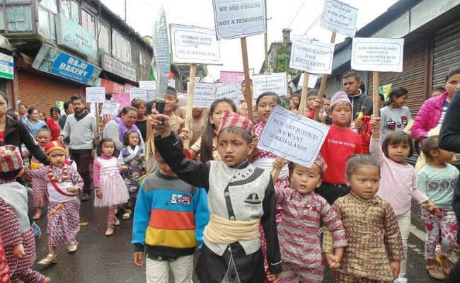 गोरखालैंड आंदोलन : रोशन गिरि को सता रहा है गिरफ्तारी का डर, 15 दिनों से दिल्‍ली में जमाया डेरा