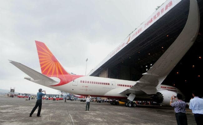 पूर्व कर्मी सोशल मीडिया पर एयर इंडिया के खिलाफ लिखेंगे तो बंद हो जायेगा मिलने वाले लाभ