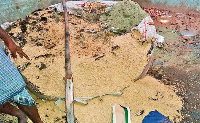 गुमला : मुर्गा मरा, तो पड़ोसी की जान ले ली