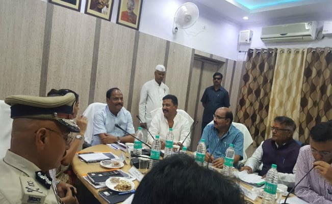 रघुवर ने देवघर श्रावणी मेले की समीक्षा की, टेंट सिटी का होगा निर्माण, बासुकिनाथ में लगेंगे सेंट्रल एसी