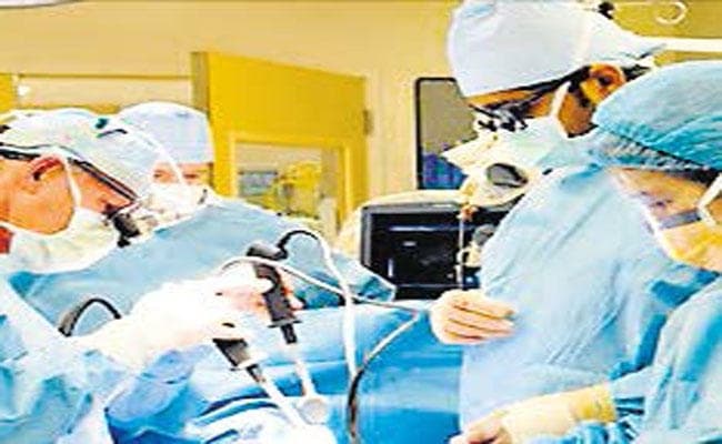भारत में गर्भाशय ट्रांसप्लांट कराना बन रहा बड़ा मुद्दा