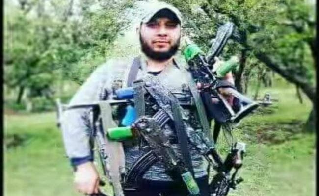 लश्कर कमांडर बशीर लश्कारी की मौत के बाद गांव वालों ने निकाला मार्च, LOC क्राॅस कर ली थी ट्रेनिंग