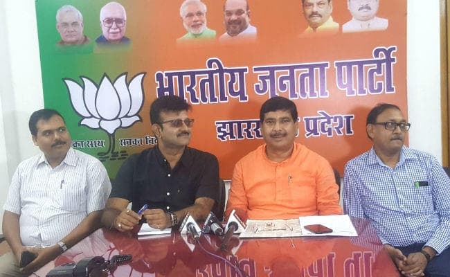 CNT एक्‍ट का उल्‍लंघन कर हेमंत परिवार बना जमींदार, बाबुलाल की बहन पर केस दर्ज हो : भाजपा