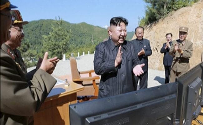 ICBM टेस्ट के बाद अमेरिका के तेवर कड़े, चीन ने उ कोरिया से संयम बरतने को कहा