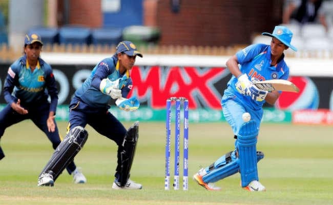 महिला क्रिकेटरों ने रचा इतिहास, विश्व कप में पहली बार लगाया जीत का चौका