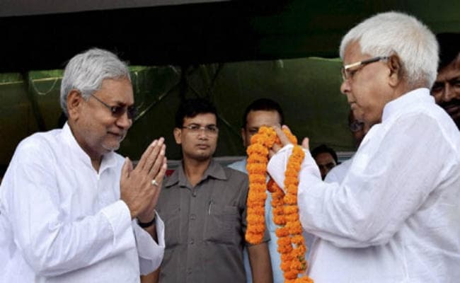 लालू यादव पर कार्रवाई के बाद जदयू-नीतीश कुमार के लिए राजद के तेवर क्यों हो जाते हैं नम्र?