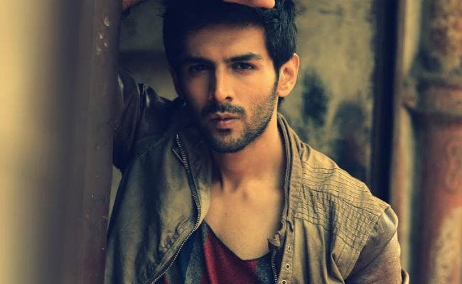 शाहरुख के इस किरदार को पर्दे पर निभाना चाहते हैं कार्तिक आर्यन, पढ़े कुछ खास बातें...