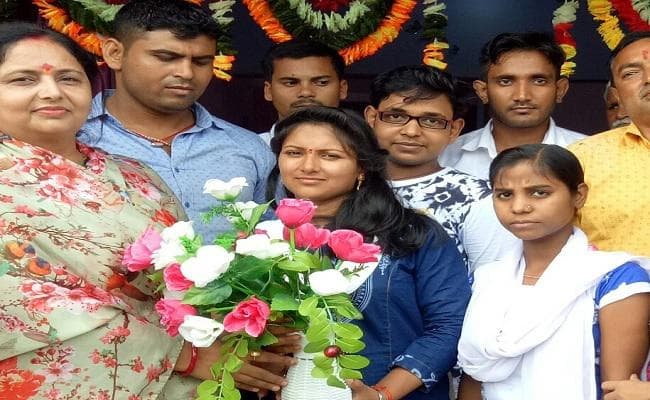 VIDEO : ससुराल में प्रताड़ना झेलने वाली सोनी ने चुना समाज में शिक्षा का अलख जगाने का रास्ता