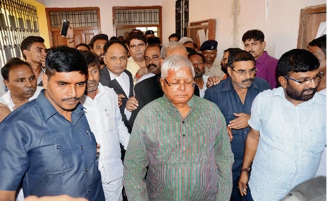 छापेमारी के दिन ऐसी थी लालू की दिनचर्या : डाभ पीकर गये कोर्ट, लौट कर दाल-भात खाये