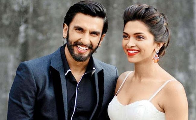 रणवीर के ड्रैसप को देख ऐसा था दीपिका पादुकोण का रियेक्‍शन...!