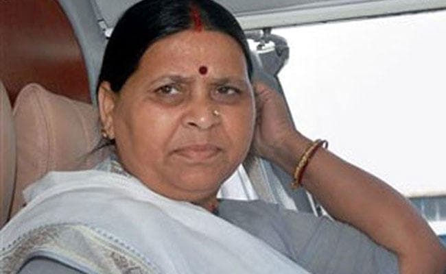 आय से अधिक संपत्ति: पहली बार राबड़ी पर दर्ज हुआ सीबीआइ का मुकदमा