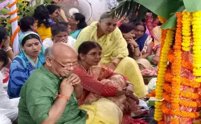 मंत्री सरयू राय के घर रामर्चा पूजा शुरू, सोमवार को महाभोज का आयोजन