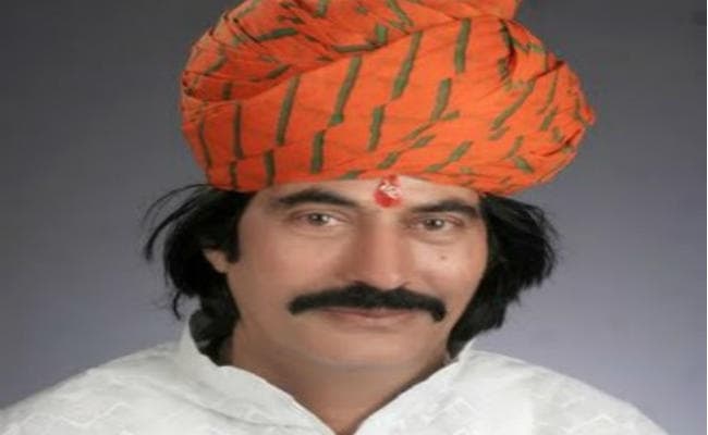 Video : राजस्थान के मंत्री राजकुमार रिणवा ने कहा सेना पर टिप्पणी करने वालों की बोटी-बोटी कर दो