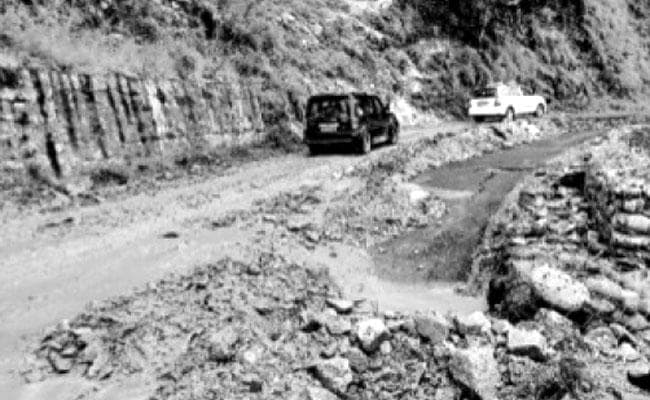 चीन सीमा पर तनातनी के बीच एक और परेशानी