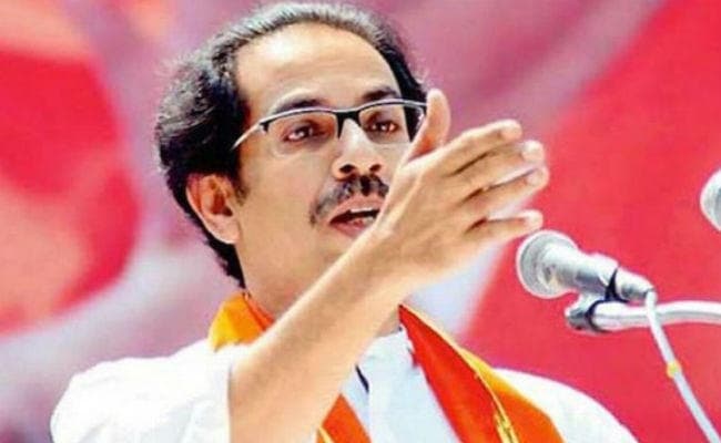 उद्धव का भाजपा पर तंज : गोरक्षकों में है दम तो आतंकियों से जाकर भिड़ें