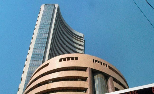 शेयर बाजार में लगातार तीसरे दिन बढ़त से सेंसेक्स व निफ्टी नयी ऊंचाई पर