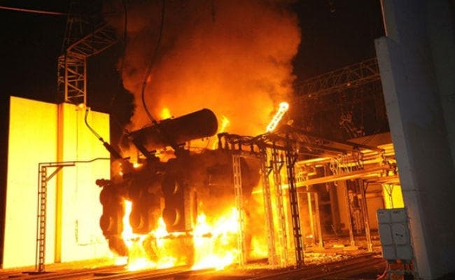 इटखोरी विद्युत सबस्‍टेशन में लगी आज, 5 MVA का ट्रांसफॉर्मर खाक, पूरा चतरा अंधेरे में