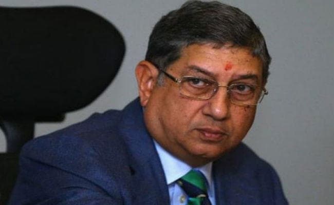 BCCI की बैठक में शामिल होने पर श्रीनिवासन व शाह को सुप्रीम कोर्ट का नोटिस