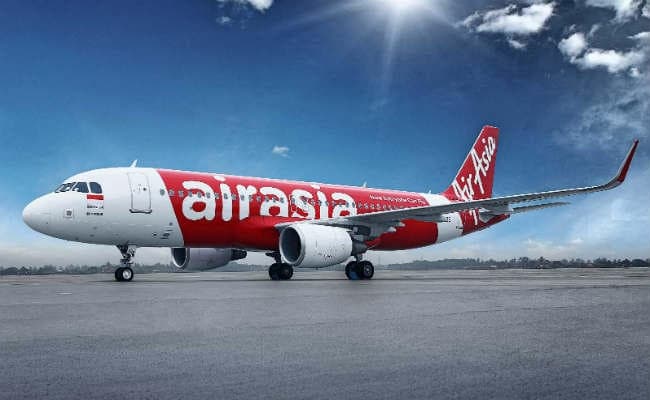 रांची के बिरसा मुंडा एयरपोर्ट पर बाल-बाल बचे एयर एशिया के 174 यात्री