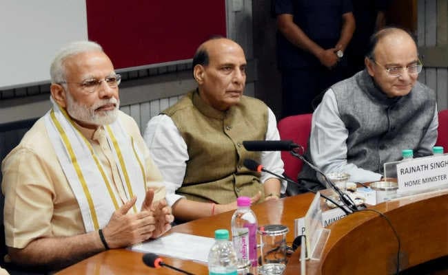 ''गोरक्षा के नाम पर हिंसा'' करने वालों पर हो कठोर कार्रवाई : पीएम मोदी