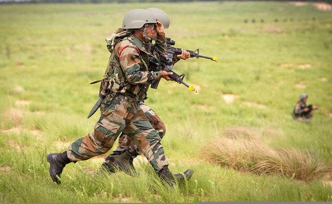 गजबः भारतीय सेना की जवाबी कार्रवार्इ के बाद पाकिस्तान के चार सैनिक नदी में डूबे