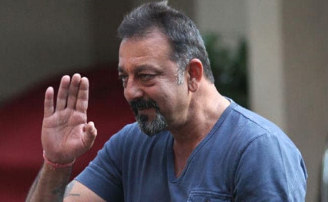 महाराष्ट्र सरकार ने उच्च न्यायालय से कहा: दत्त को नियमों के अनुरुप जल्दी रिहा किया गया