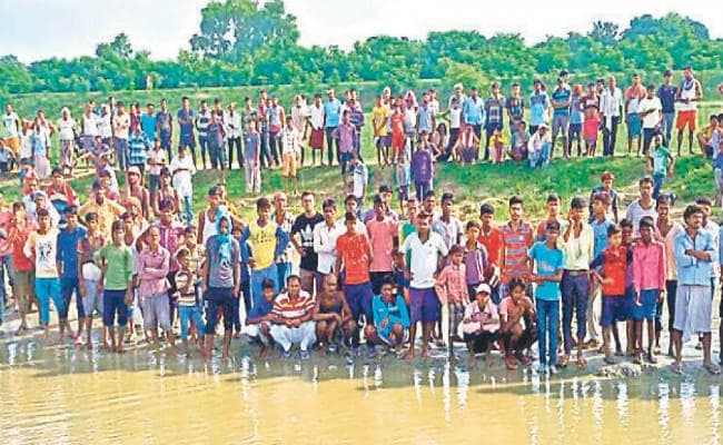 जलाभिषेक करने गये चार कांवरियों की मौत