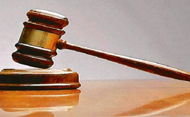 मामला: मदन तमांग हत्याकांड में सिटी सेशन कोर्ट में सुनवाई, 22 के खिलाफ गिरफ्तारी वारंट चाहती है सीबीआइ