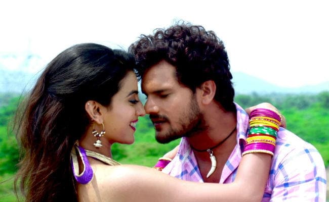 फिर दिखा खेसारीलाल और अक्षरा सिंह का जलवा, फिल्‍म ‘दिलवाला’ सुपर हिट...