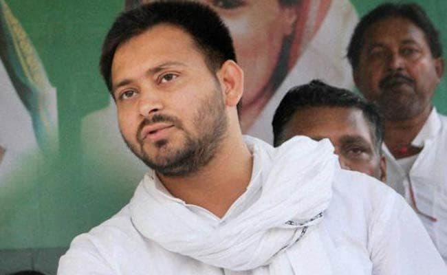 दावा पेश करने को तेजस्वी ने राज्यपाल से मांगा समय